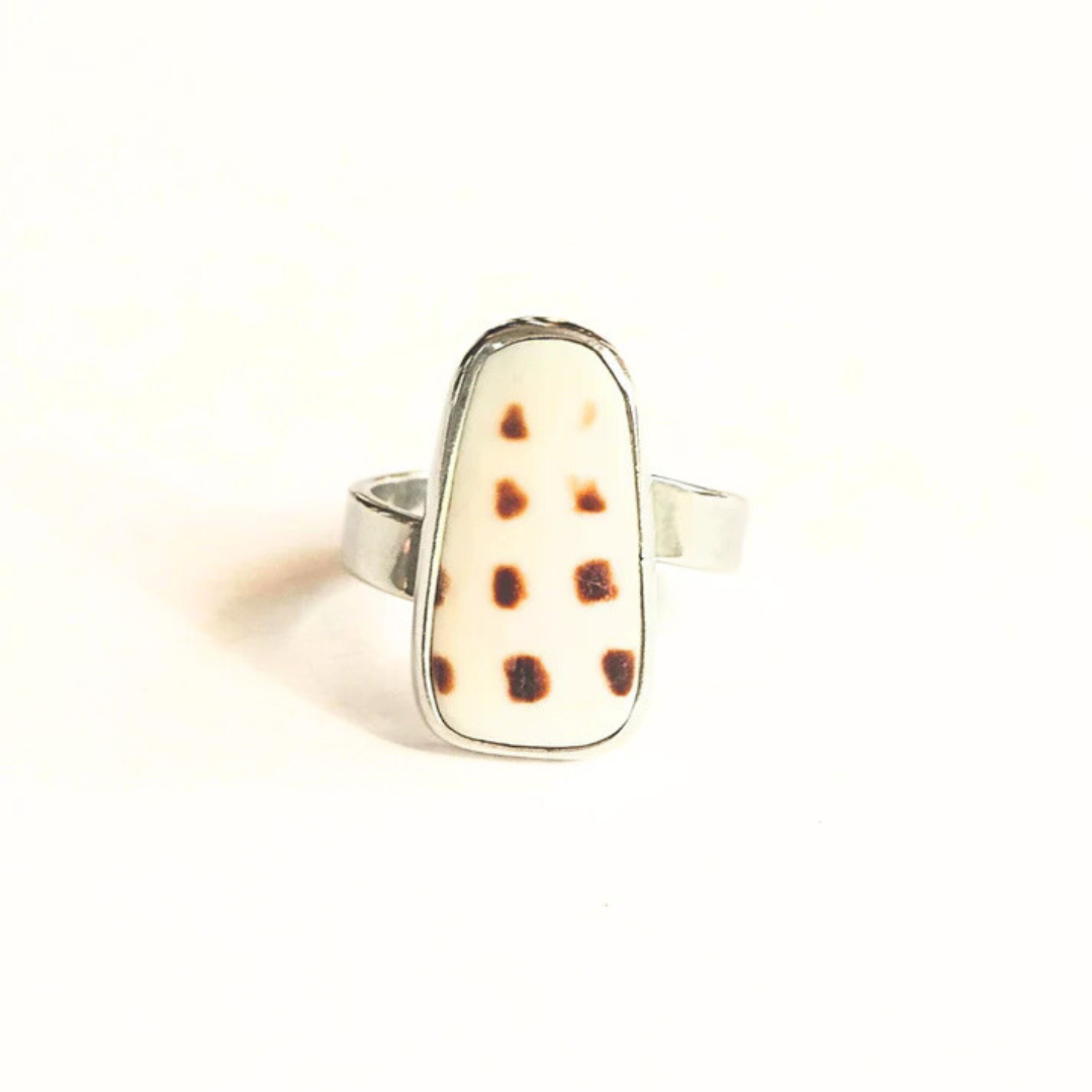 Sea Shell Ring - Sz 7.5