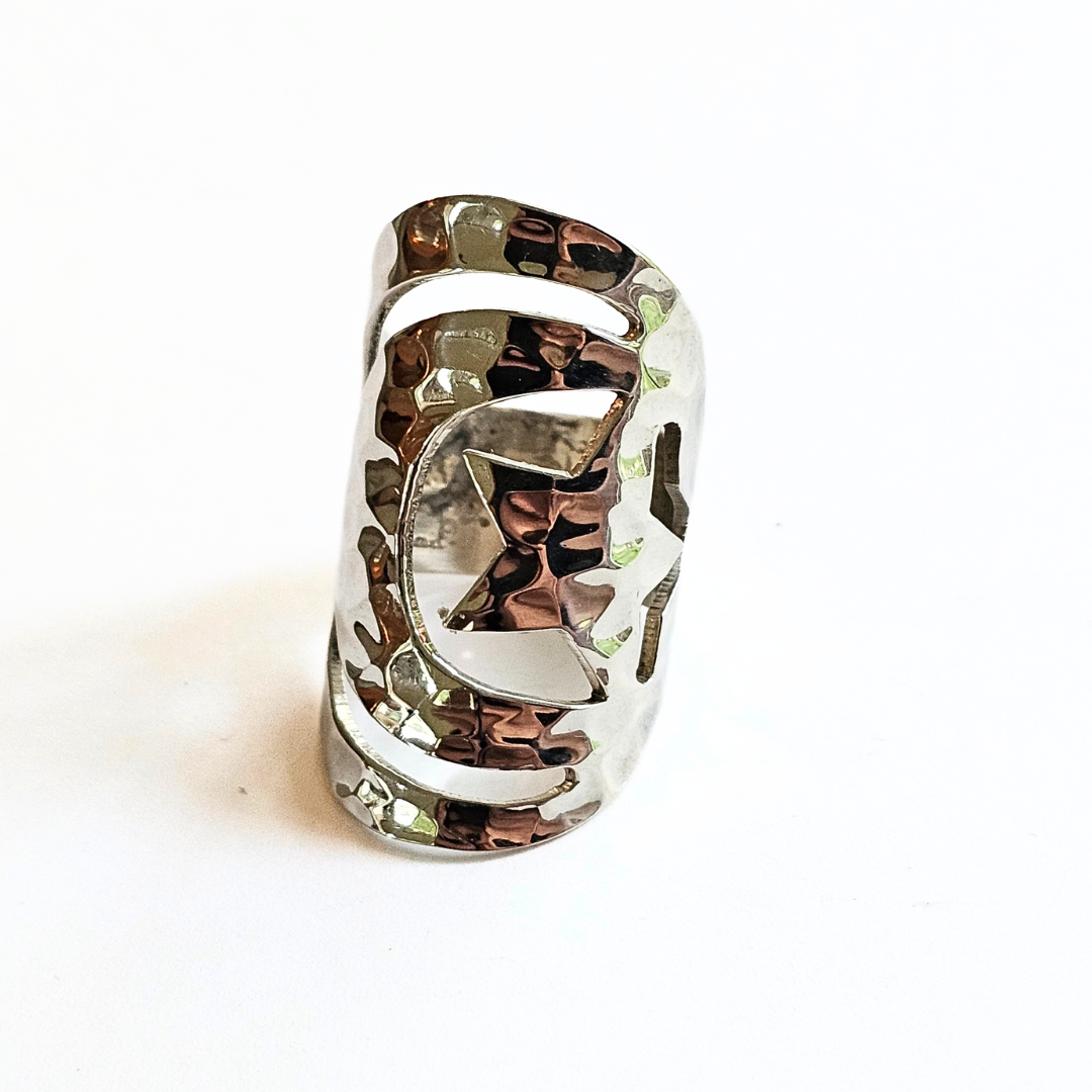 Sterling Silver Hammered Star Ring - Sz 7+ - Celestial Connection