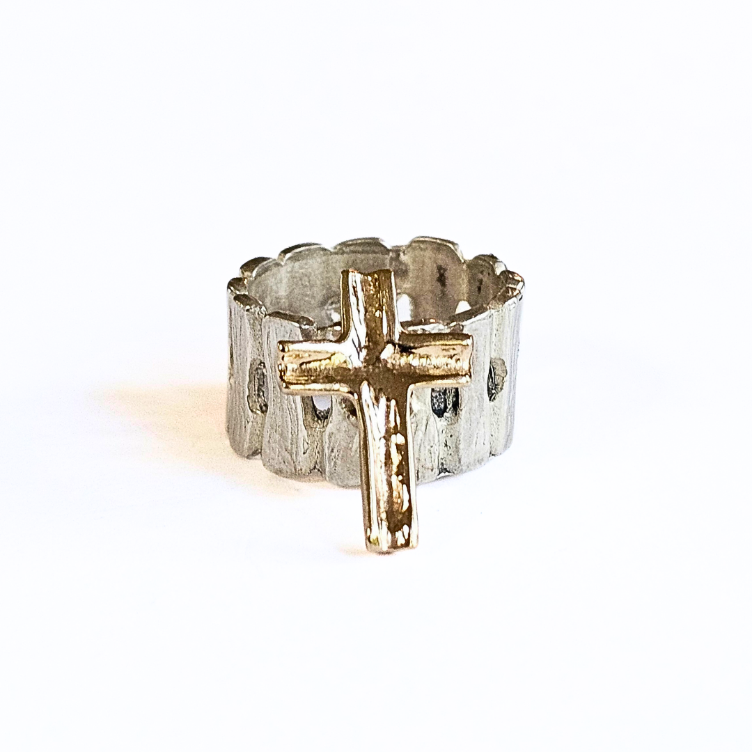 Cross Ring - Sz 6 - Faith and Fashion