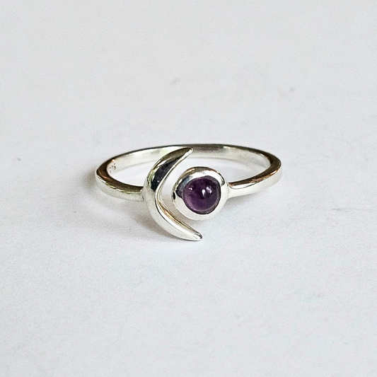 Amethyst Crescent Moon Ring - Sz 7