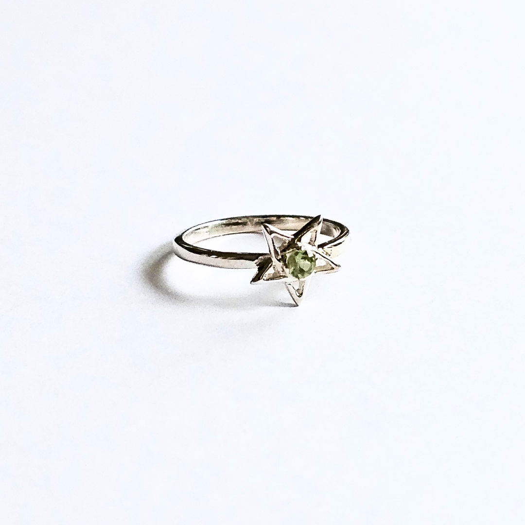 Peridot Pentagram Ring - Sz 7