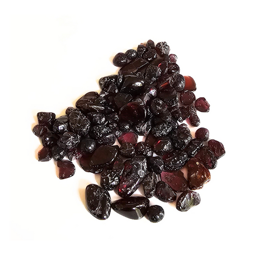 Garnet Chips – Passion, Protection & Grounded Energy