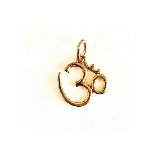 Vermeil Gold Om Symbol Pendant - Inner Harmony and Timeless Elegance