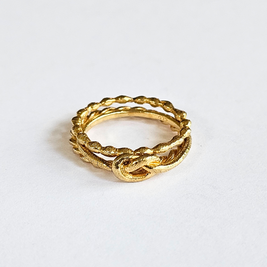 Brushed Gold Trio Ring 9 kt - Sz 8