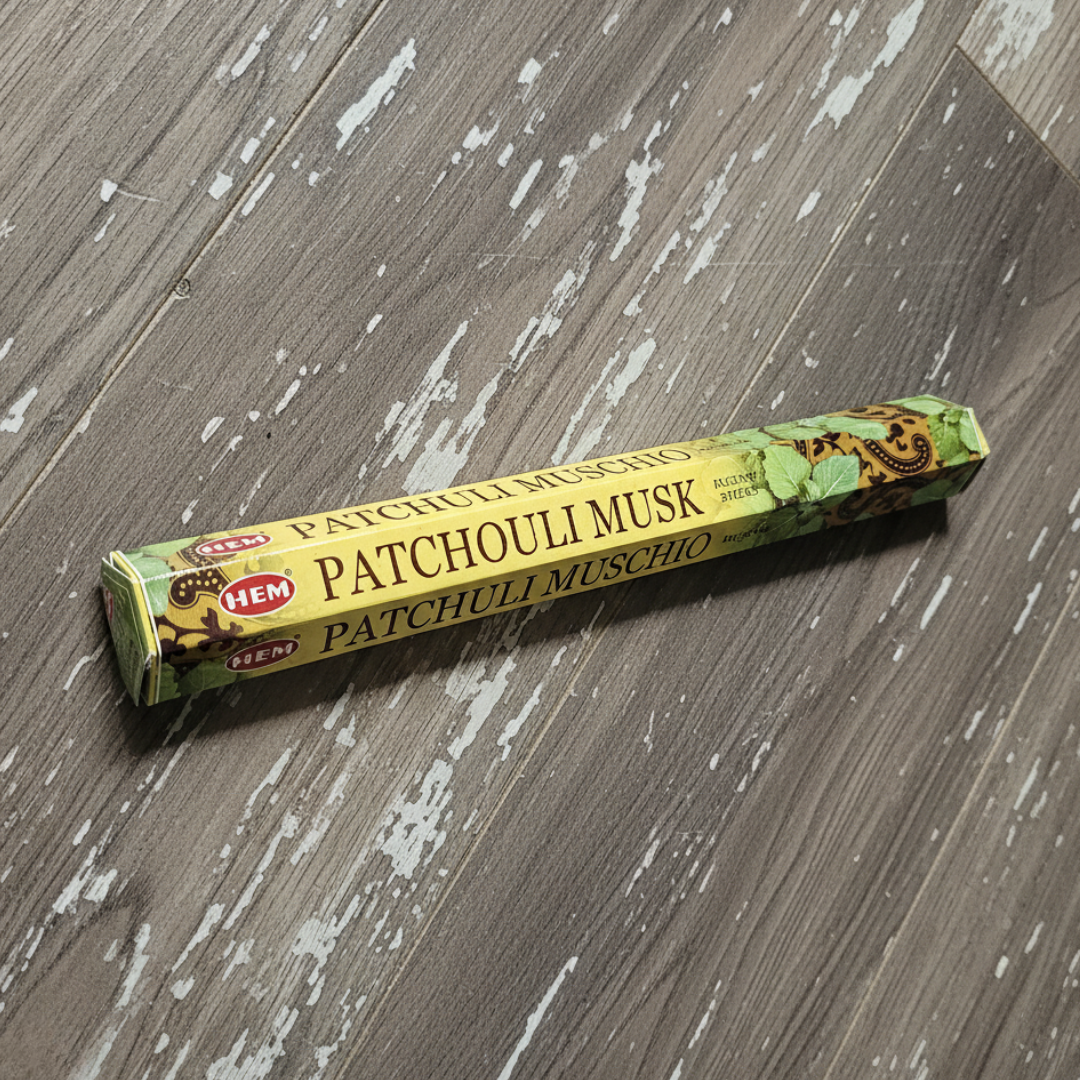 Patchouli Musk Incense Sticks – Earthy Elegance with a Touch of Mystery