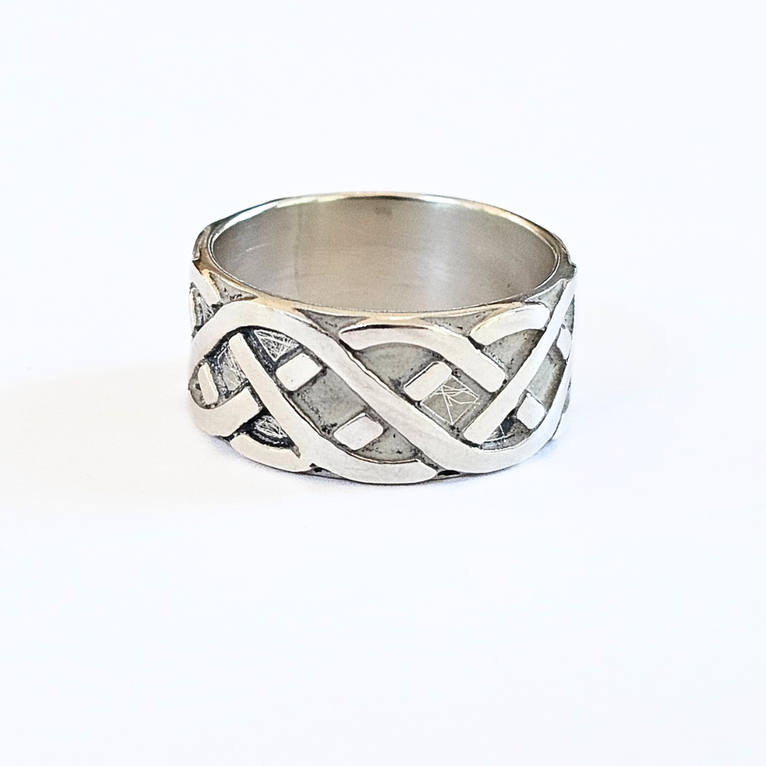 Silver Celtic Knot Ring - Sz 9