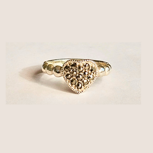 Marcasite Heart Ring - Sz 8